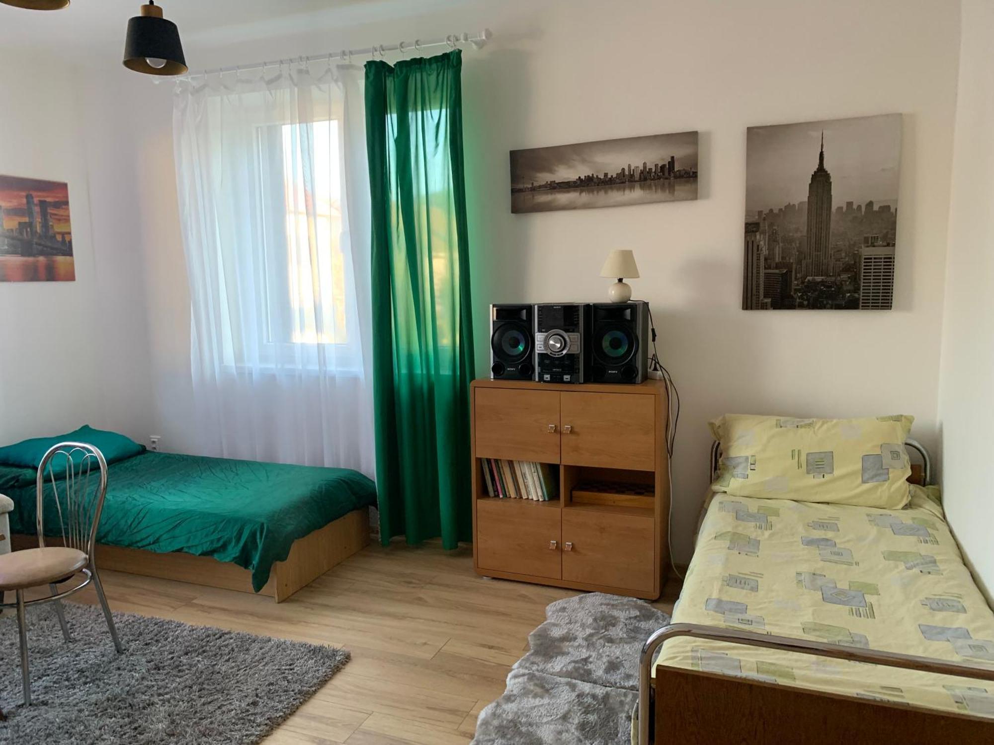 ホテル Mnichov Dvor Slovenska Lupca エクステリア 写真
